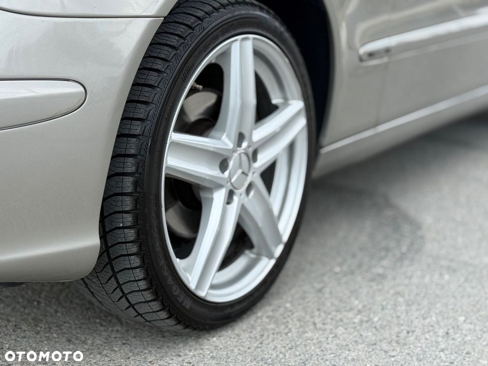 Mercedes-Benz Klasa E 200 CDI Classic - 28