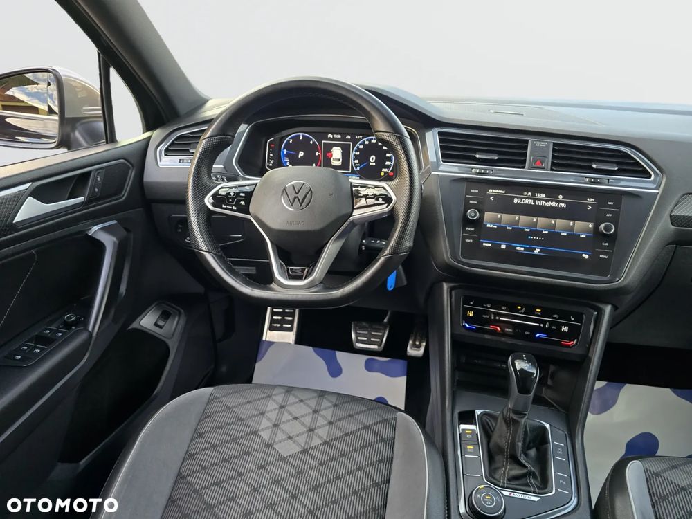 Volkswagen Tiguan Allspace 2.0 TDI SCR 4Motion DSG R-Line - 16