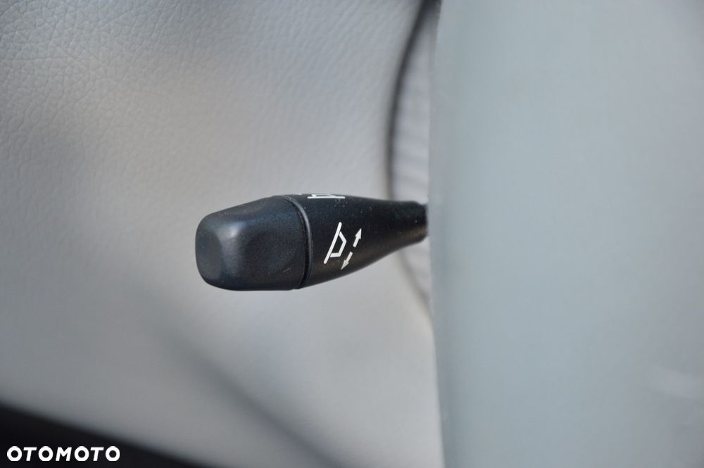 Mercedes-Benz Klasa C 280 7G-TRONIC Elegance - 30