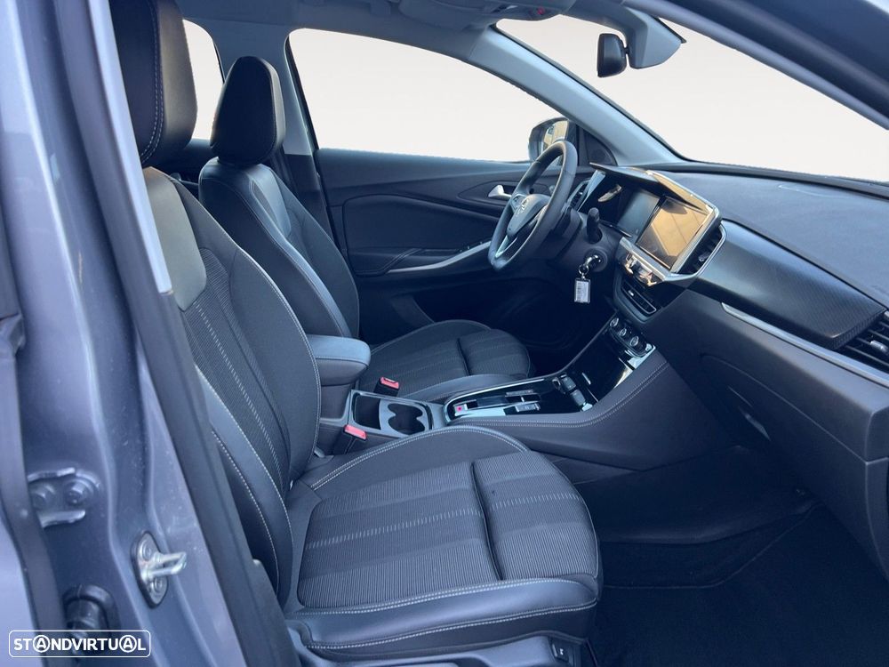 Opel Grandland 1.2 T GS AT - 15