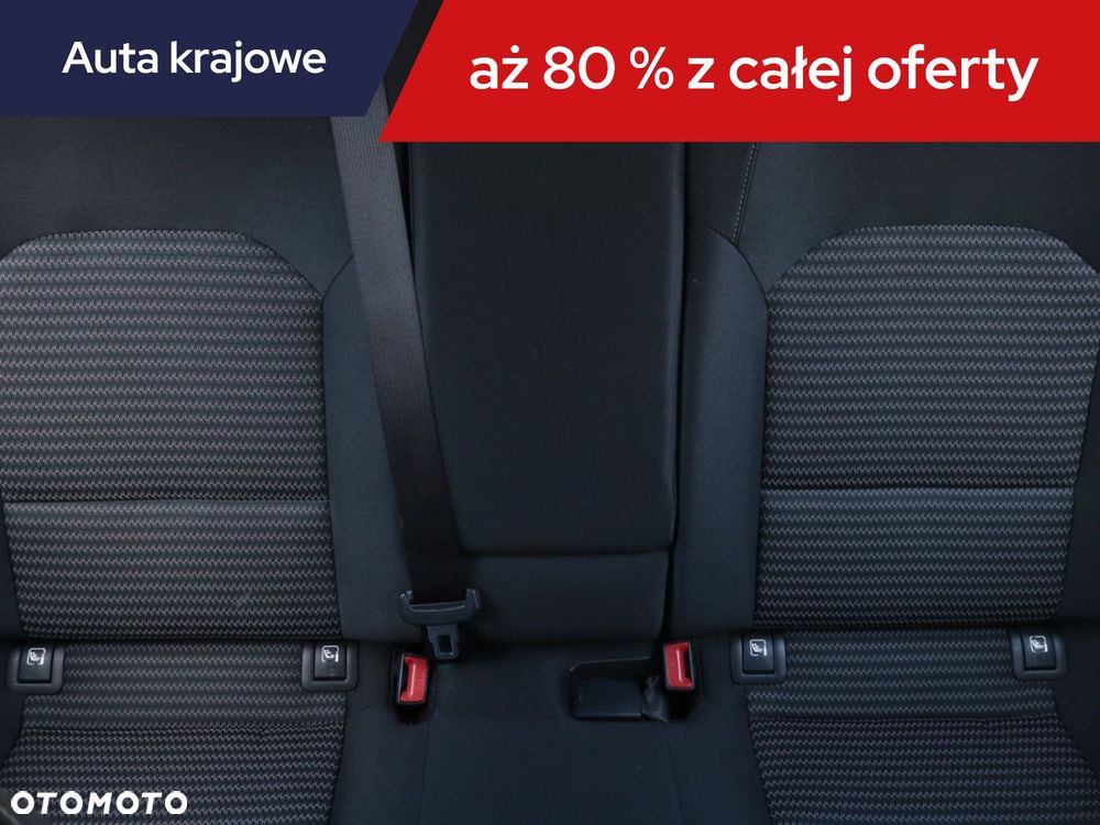 Kia Ceed - 12