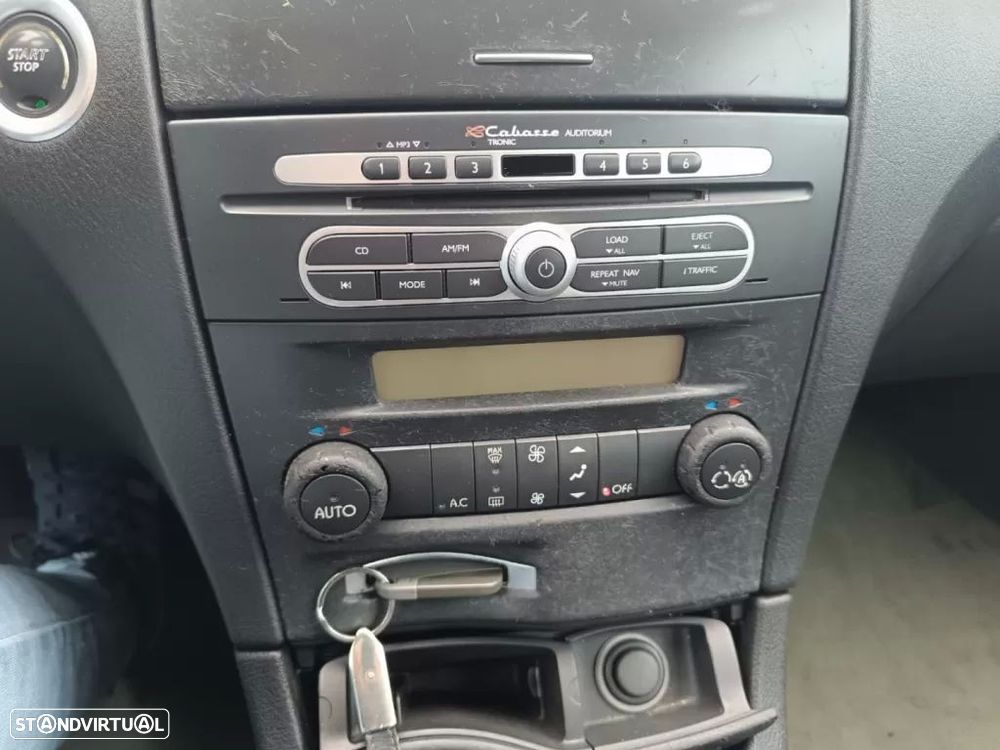 Renault Laguna 1.9 dCi Confort - 17