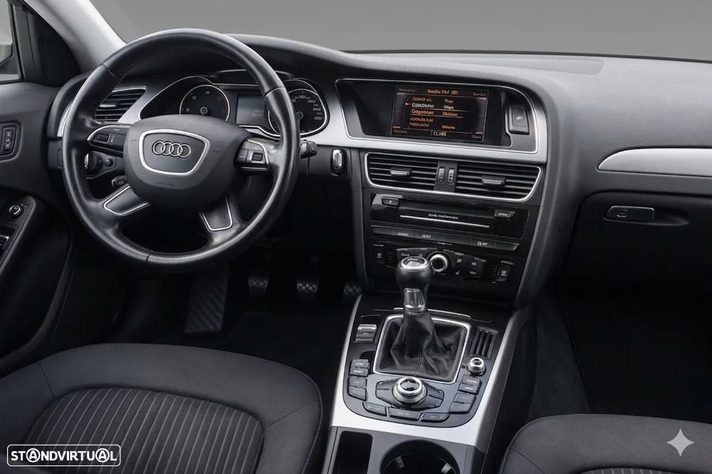 Audi A4 Avant 2.0 TDI Advance - 4