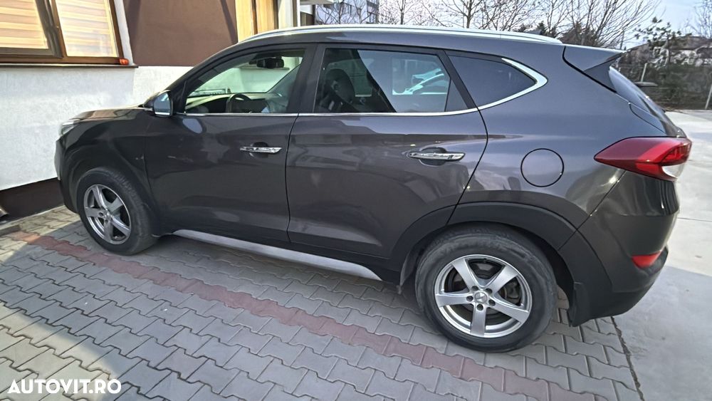 Hyundai Tucson 1.6 T-GDi 4WD 7DCT Premium - 9