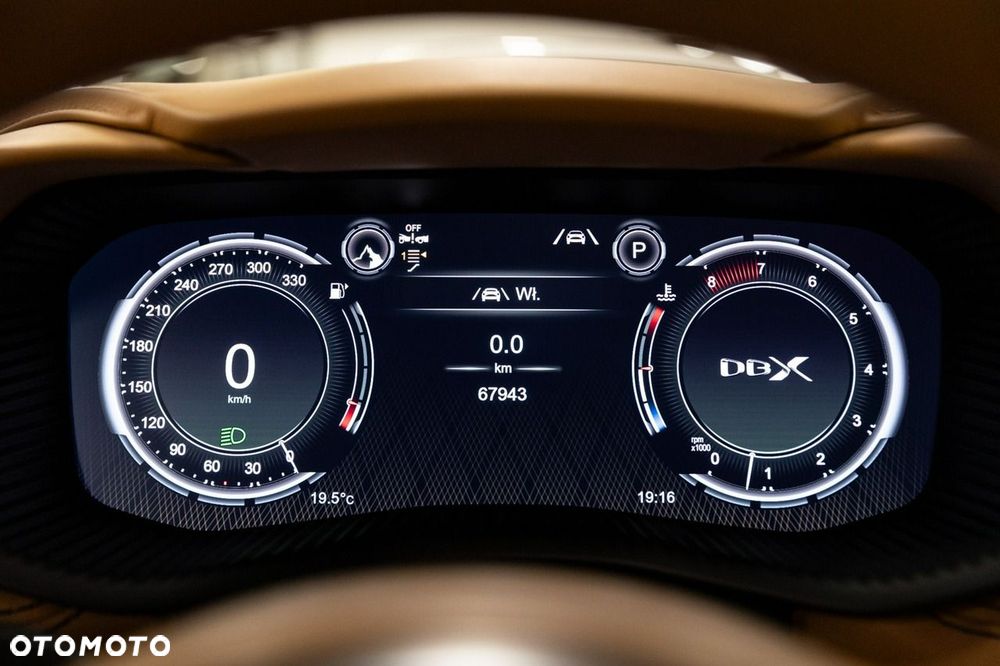 Aston Martin DBX Standard - 39