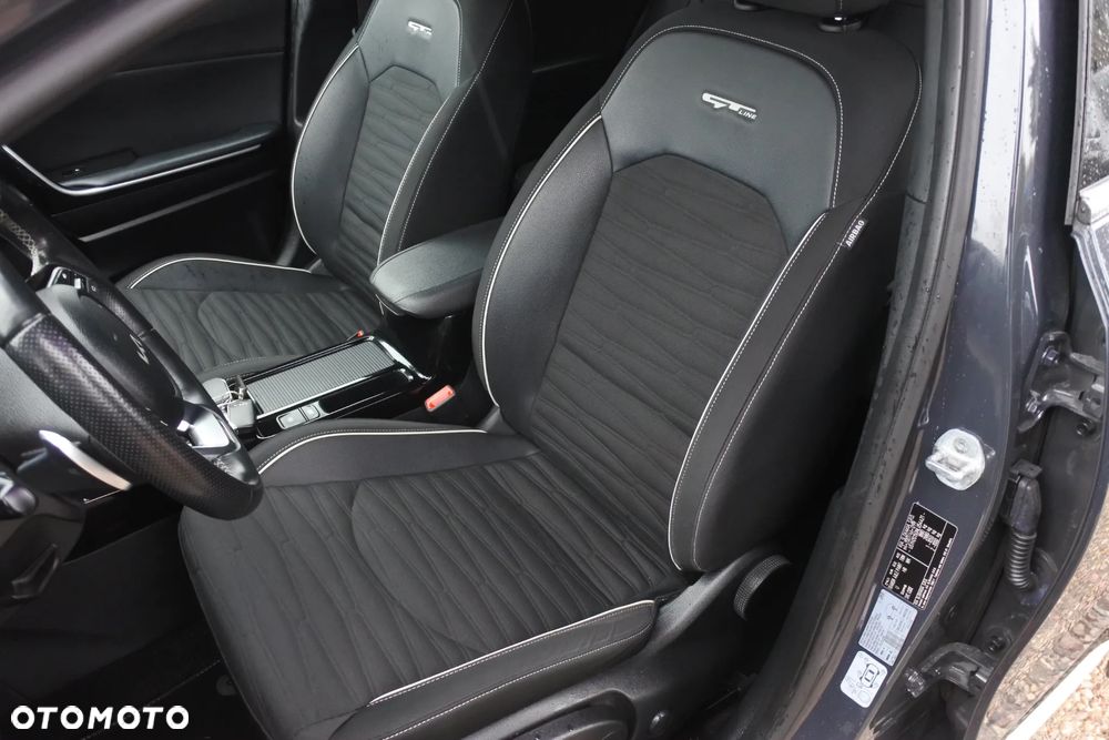 Kia ProCeed 1.5 T-GDI DCT7 OPF GT LINE - 11