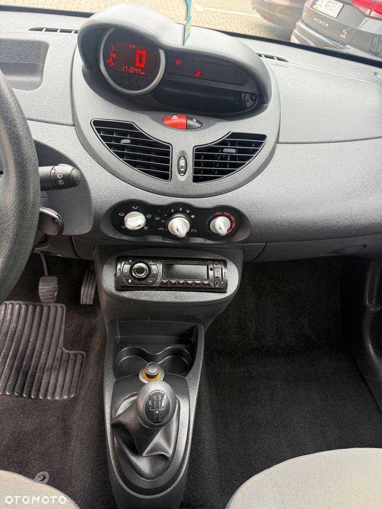 Renault Twingo 1.2 Authentique - 11