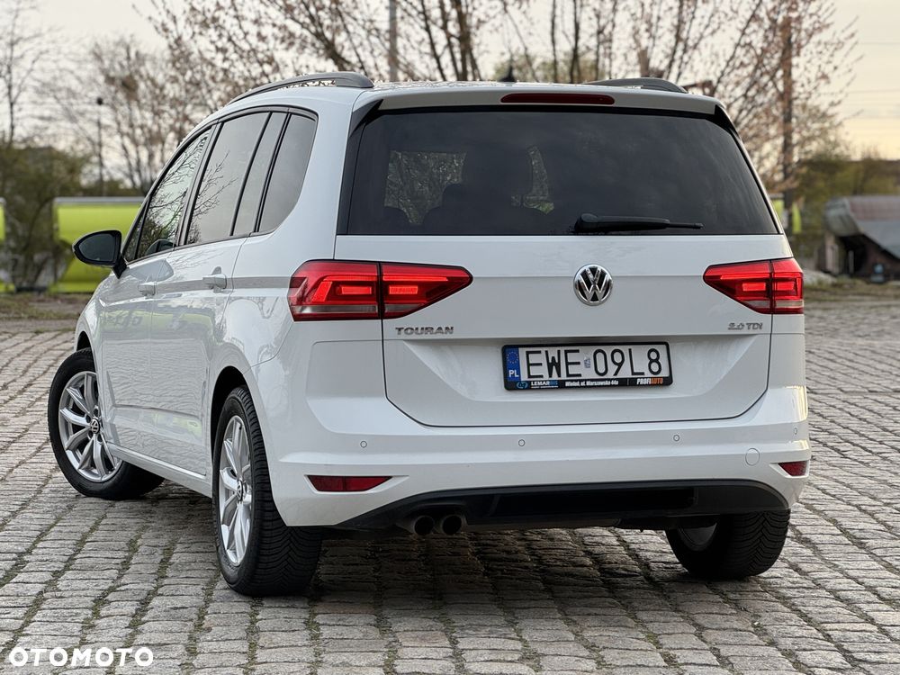 Volkswagen Touran 2.0 TDI BMT Special Edition DSG - 13