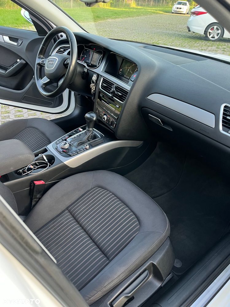 Audi A4 Avant 2.0 TDI DPF multitronic Attraction - 23