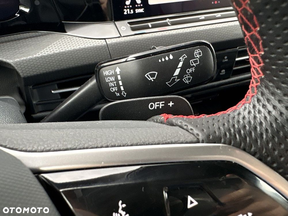 Volkswagen Golf 2.0 TSI GTI DSG - 17