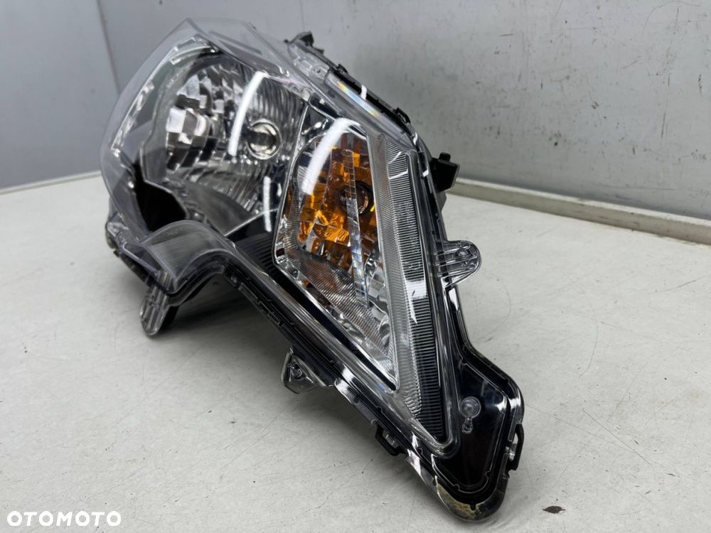Lampa reflektor Mitsubishi Space Star LIFT 19-24r. prawa przednia ORYGINALNA Europa prawy przód - 7