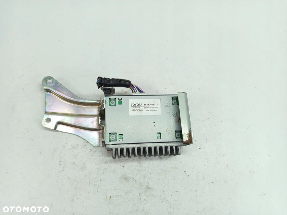 Wzmacniacz audi nagłosnienia Toyota Avensis T27 86280-05010 - 1