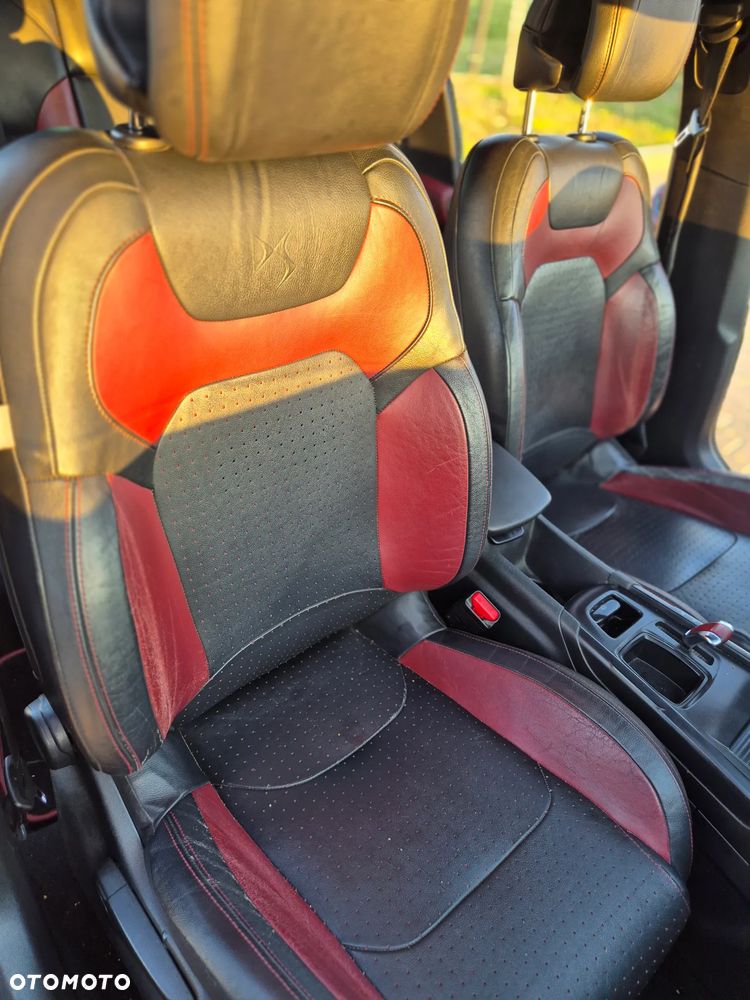 Citroën DS4 1.6 e-HDi SoChic MCP - 7