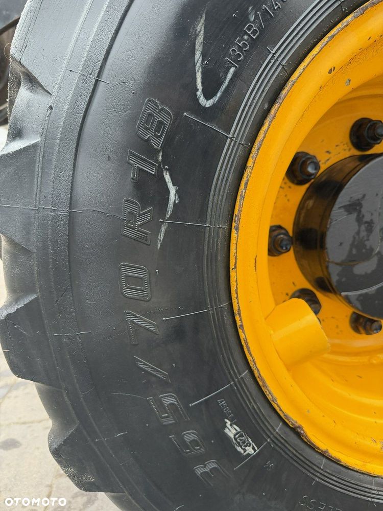 JCB 406 - 7