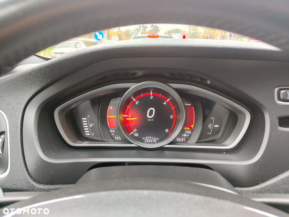 Volvo V40 Cross Country D3 Drive-E Summum - 21