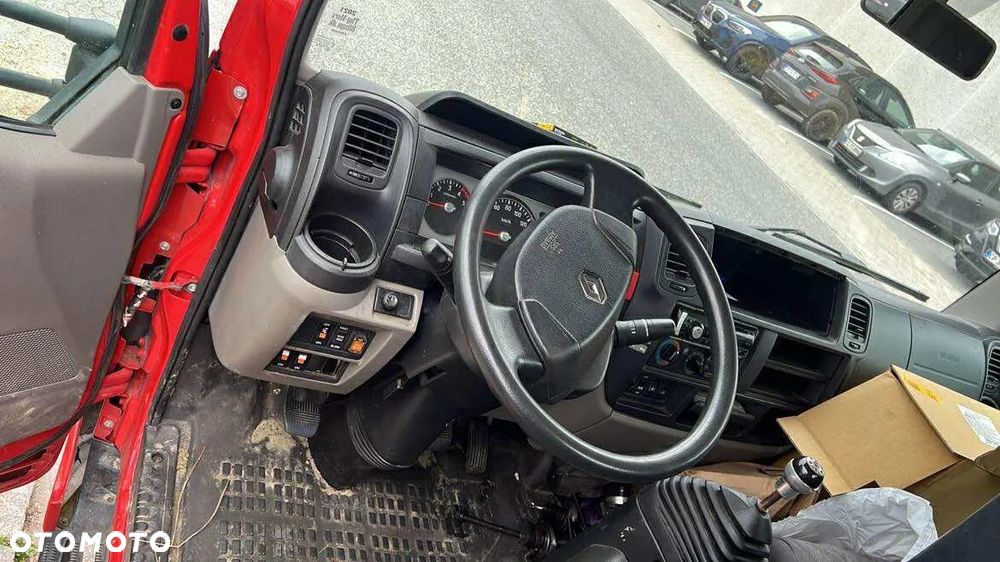 Renault MAXITY - 7