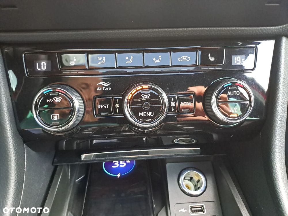 Skoda Superb 2.0 TSI 4x4 Sportline DSG - 22