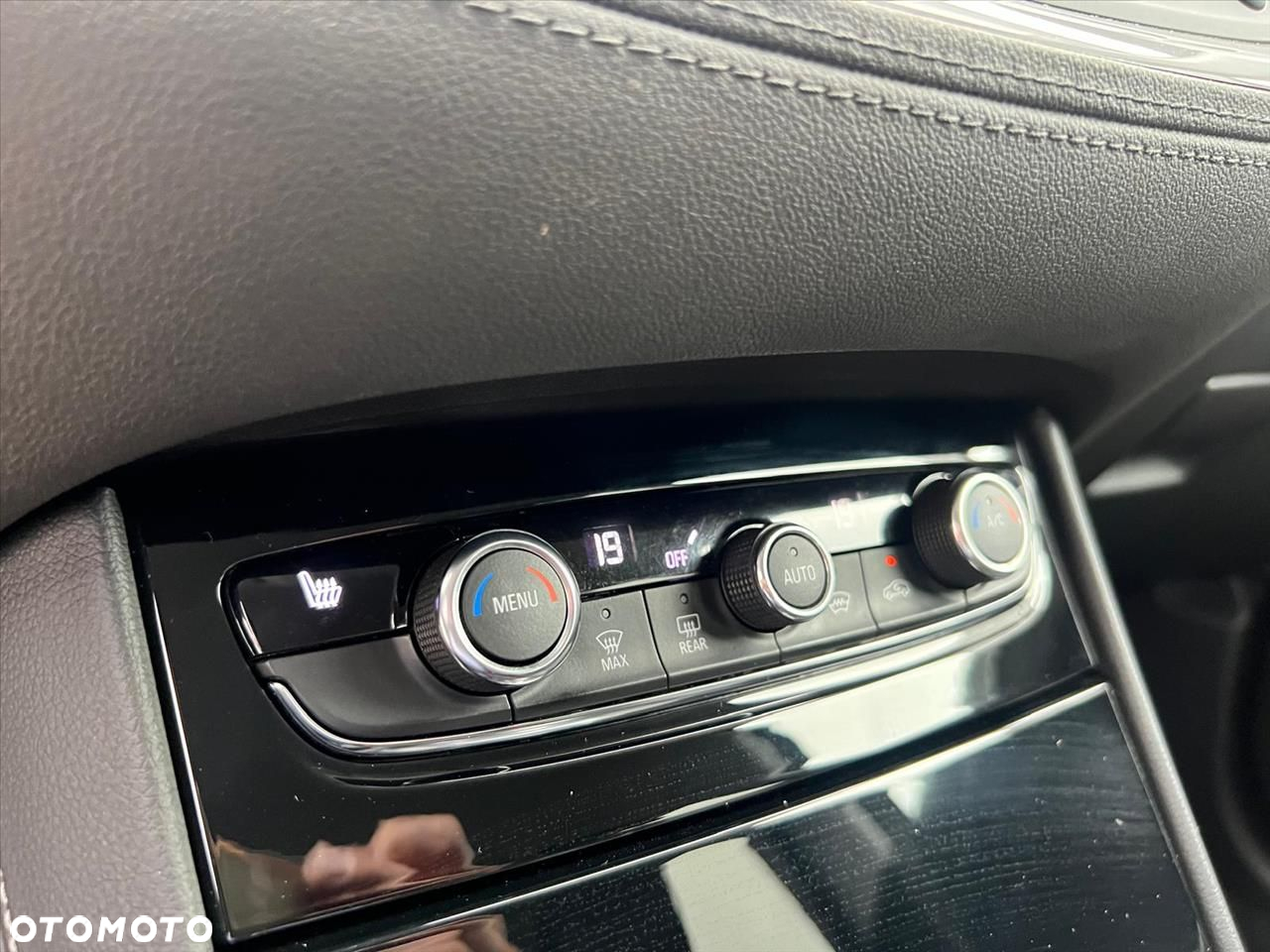 Opel Grandland X - 16