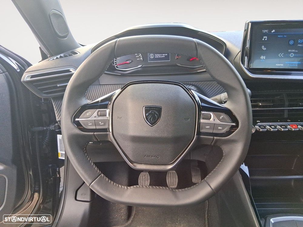 Peugeot 2008 1.2 PureTech Style - 12