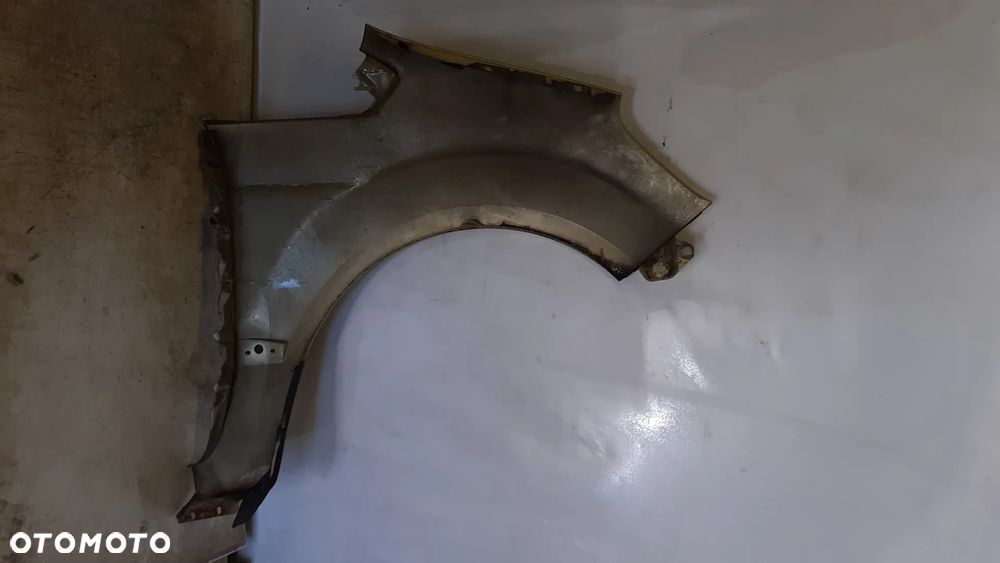 * BŁOTNIK PRZÓD PRZEDNI  LEWY FORD GALAXY MK2 II  ZŁOTY PIASKOWY ZGIETA STOPA - 4