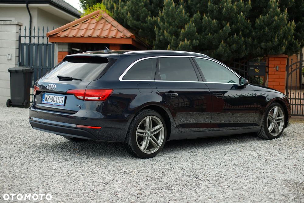 Audi A4 Avant - 4
