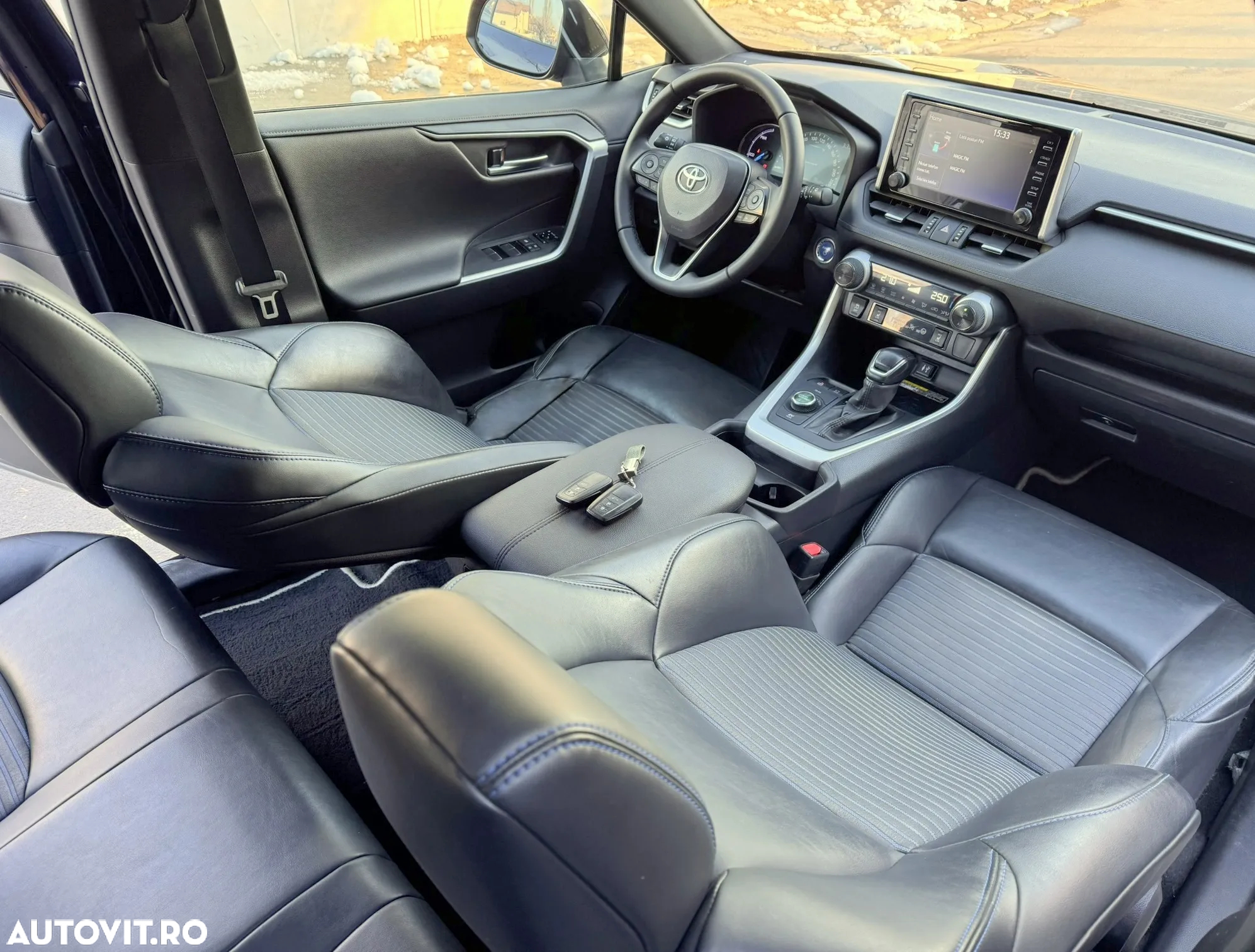 Toyota RAV4 2.5 4x4 Hybrid Style Selection - 14