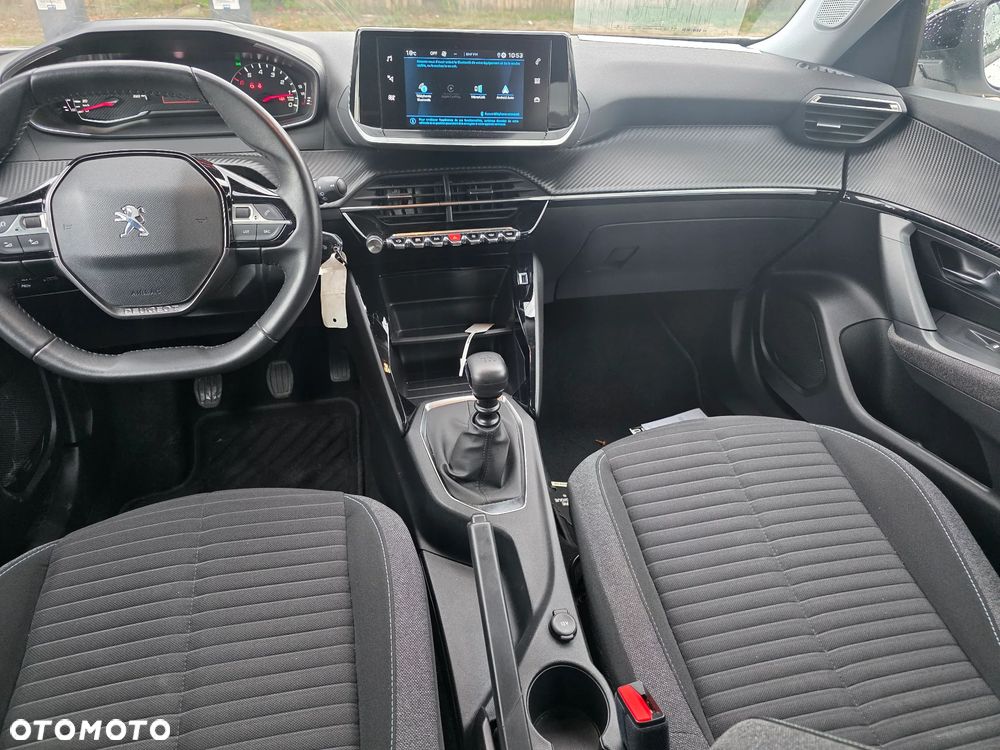 Peugeot 2008 Benzin 100 Style - 9
