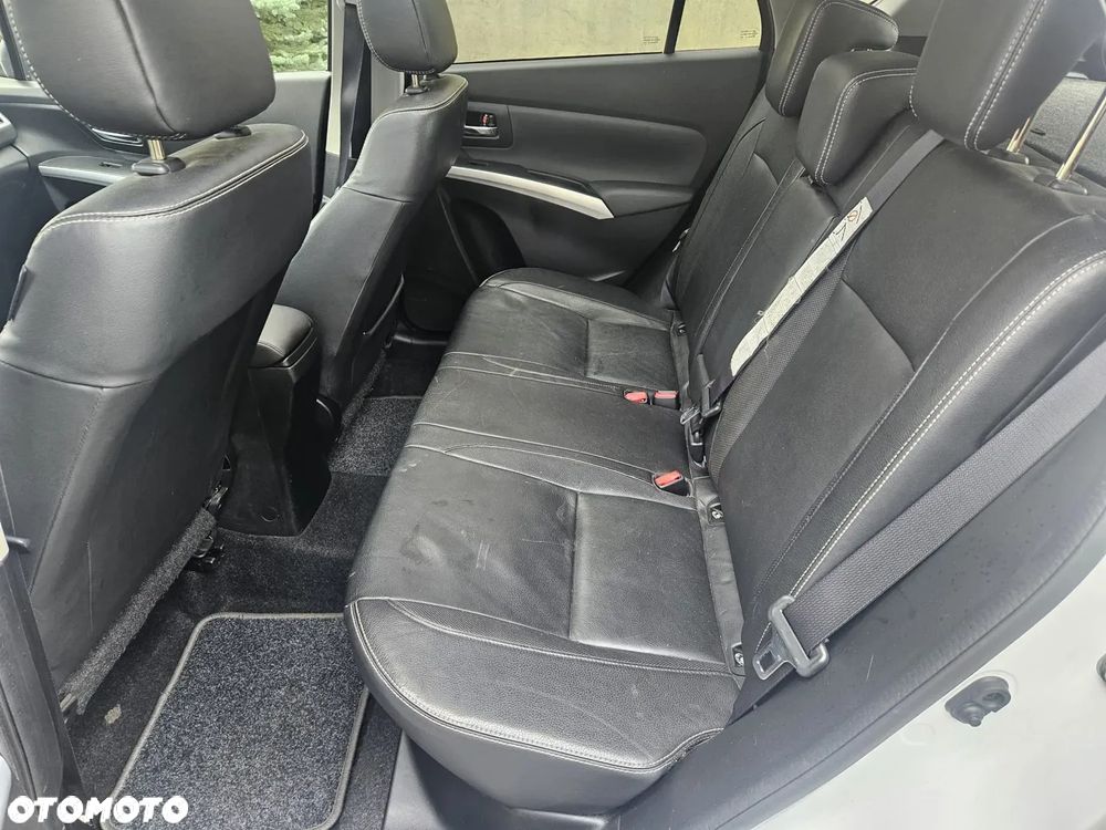 Suzuki SX4 S-Cross 1.6 DDiS 4x2 limited+ - 15