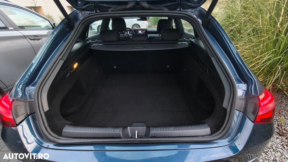 Mercedes-Benz CLA - 11