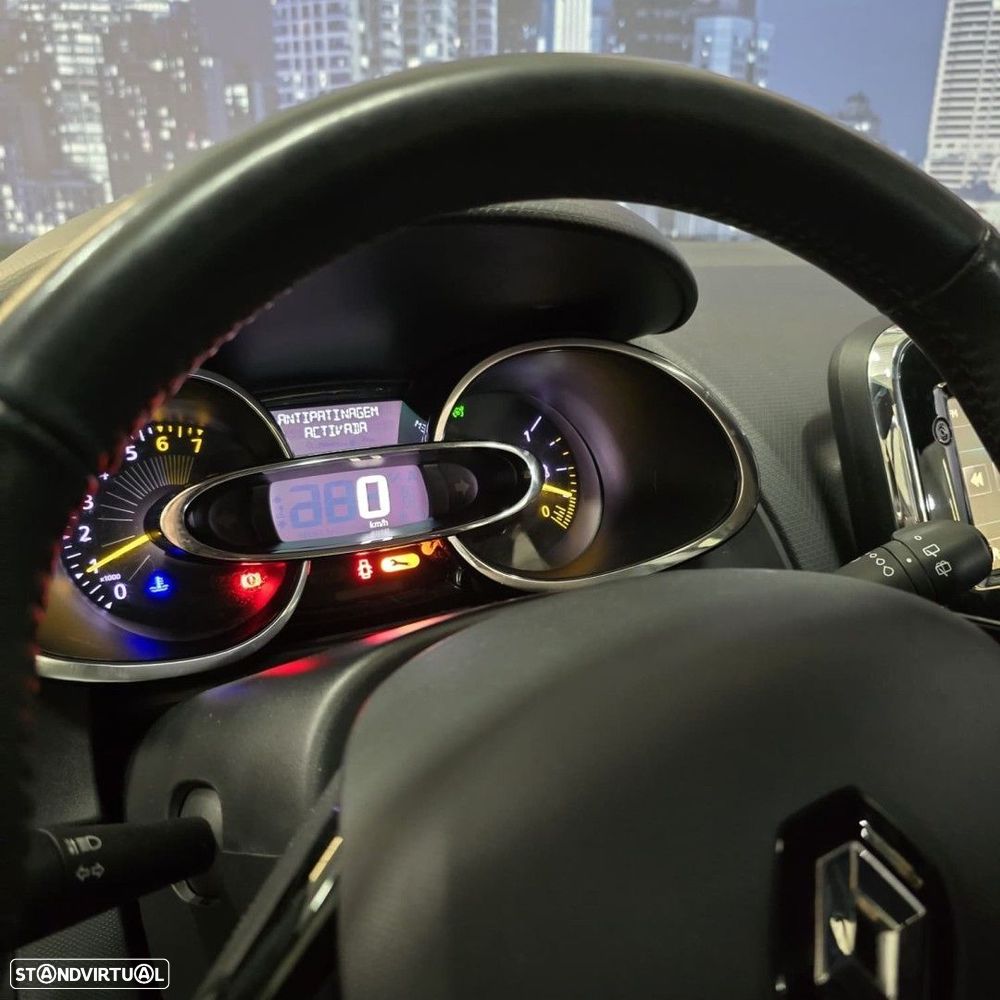 Renault Clio Break - 11