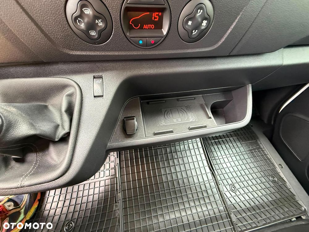 Renault MASTER - 19