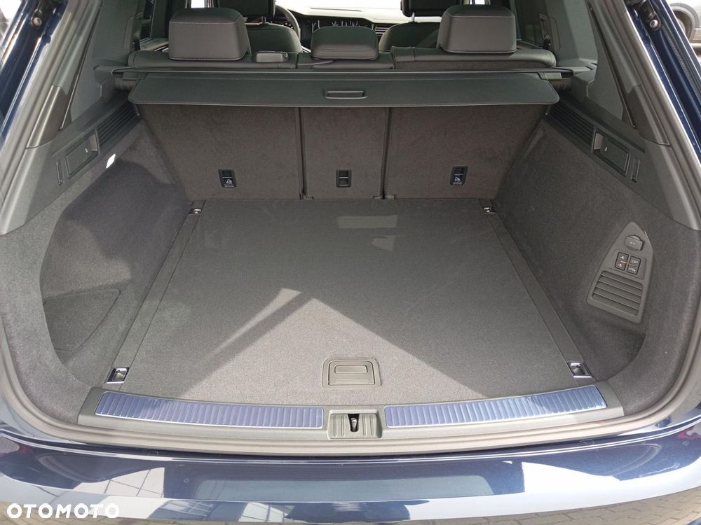 Volkswagen Touareg - 18