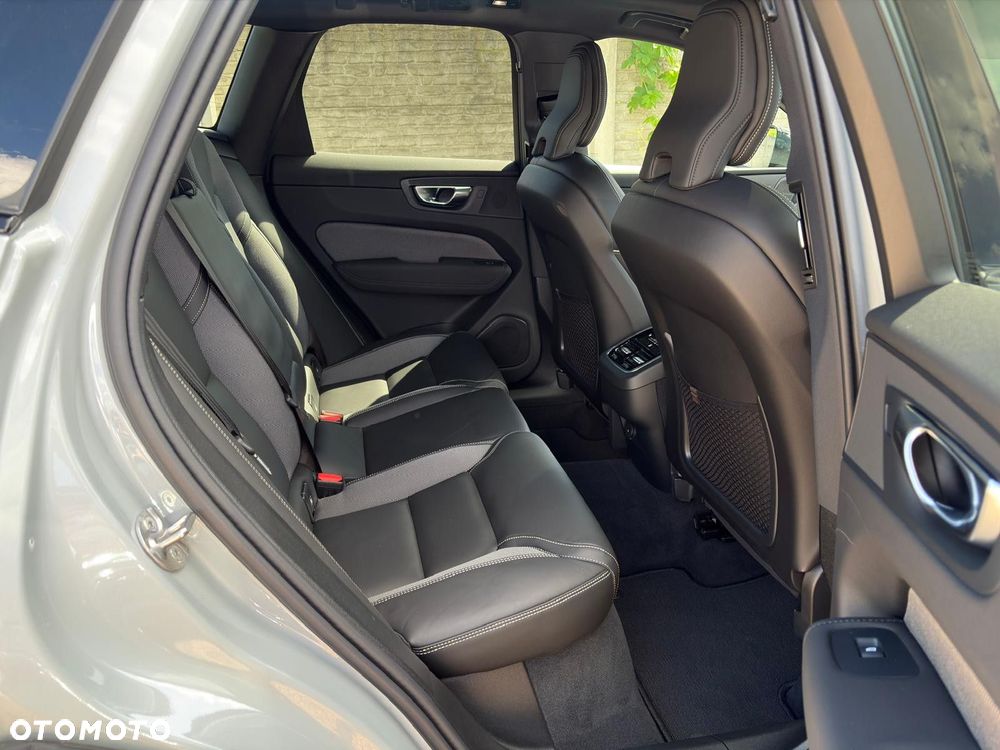 Volvo XC 60 - 16