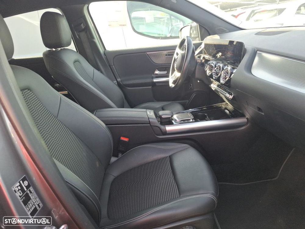 Mercedes-Benz GLA 250 e 8G-DCT Progressive - 4