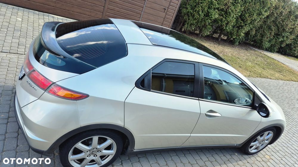 Honda Civic 1.8 Executive - 5