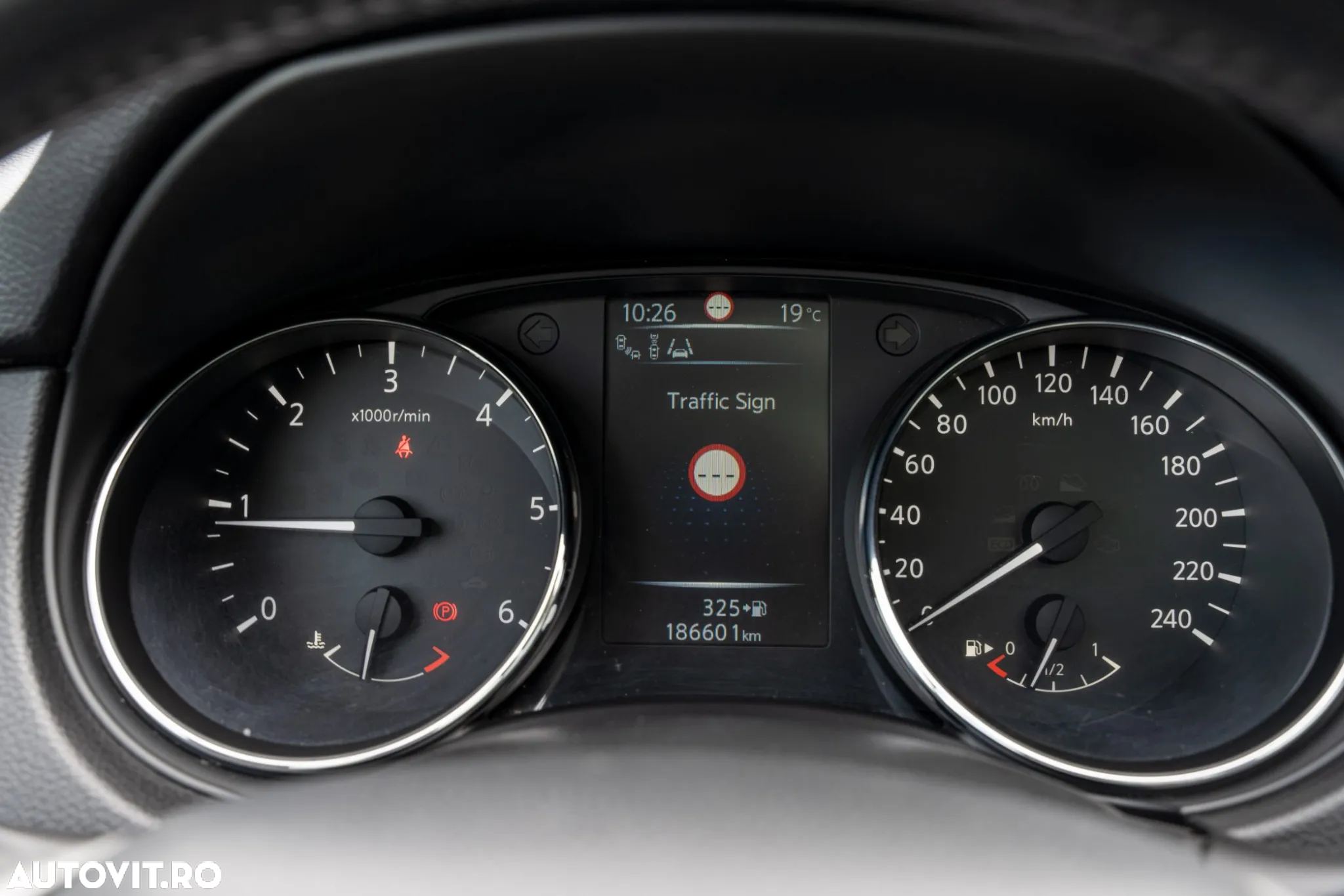 Nissan Qashqai 1.6 DCI TEKNA+ - 27
