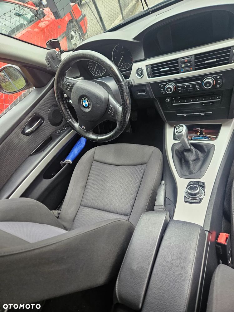 BMW Seria 3 318d - 7