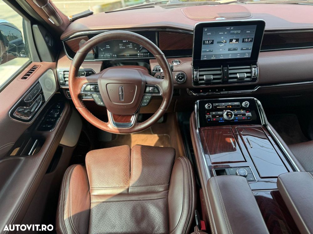 Lincoln Navigator - 22