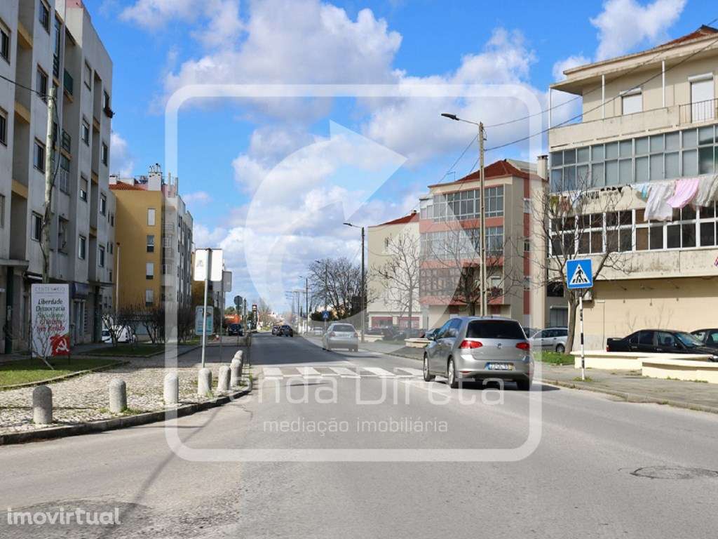 IMÓVEL DA BANCA - Lote de terreno com 195m2, Vila Chã, Barreiro. - Grande imagem: 3/6