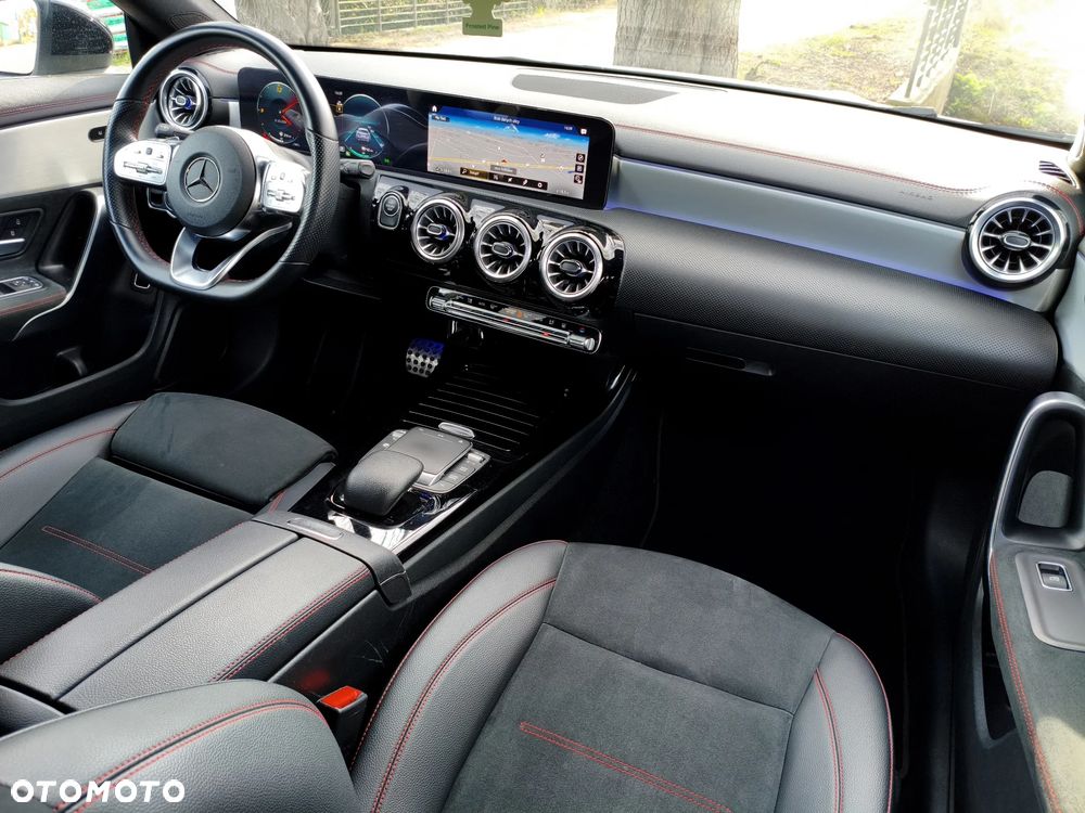 Mercedes-Benz CLA 250 E AMG Line 8G-DCT - 5