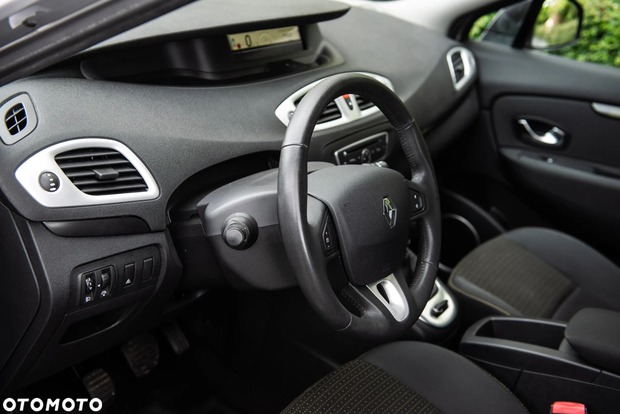 Renault Scenic 1.9 dCi Emotion Plus - 16