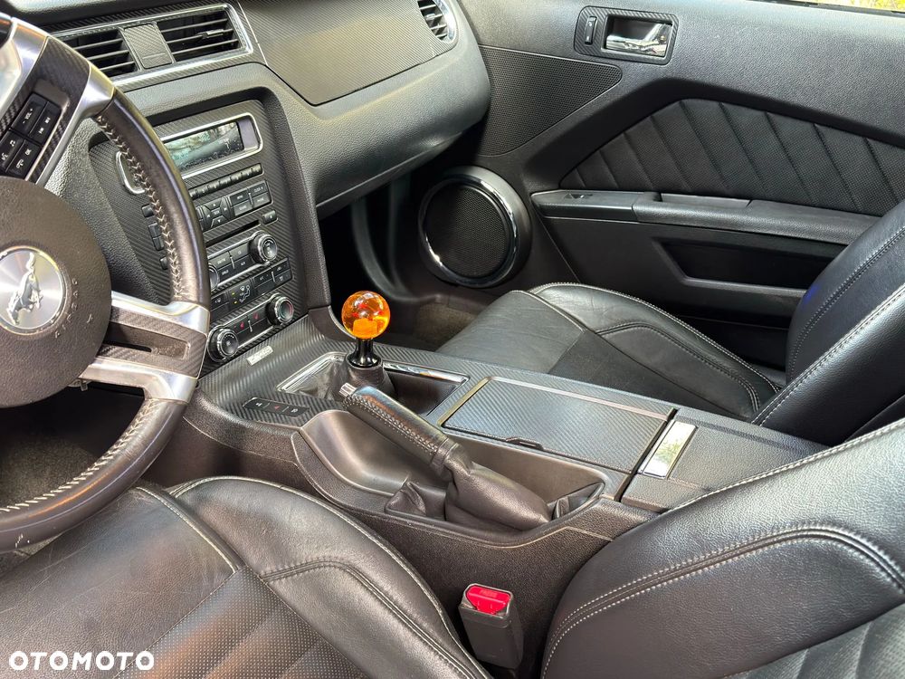 Ford Mustang 5.0 V8 GT Premium - 6