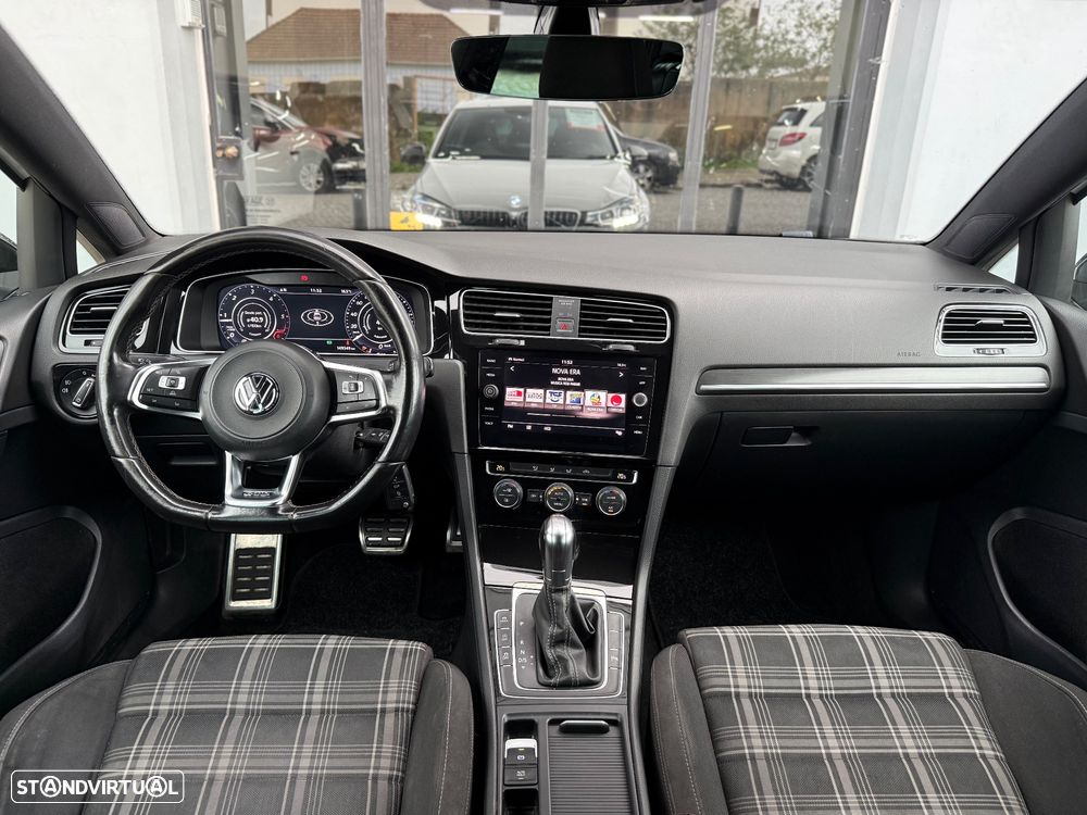 VW Golf 2.0 TDi GTD DSG - 15