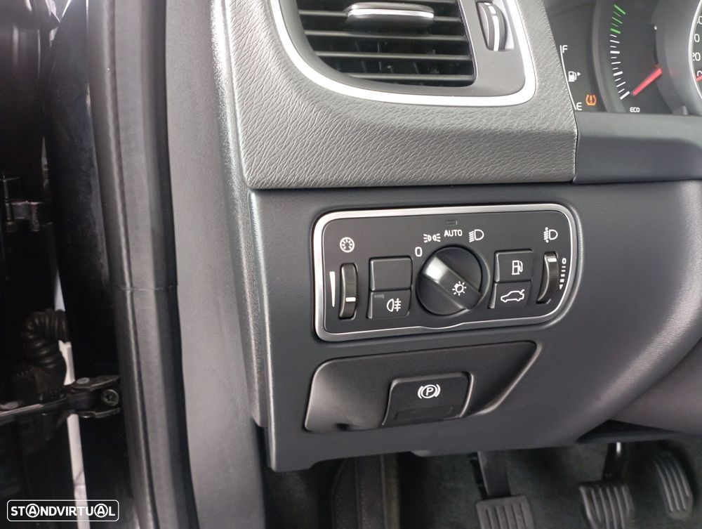 Volvo S60 2.0 D2 Momentum - 12