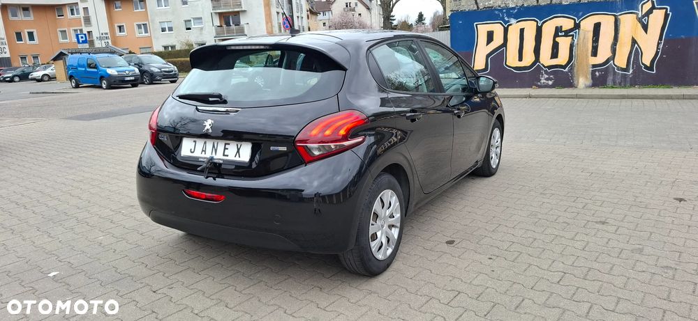 Peugeot 208 PureTech 82 Allure - 10