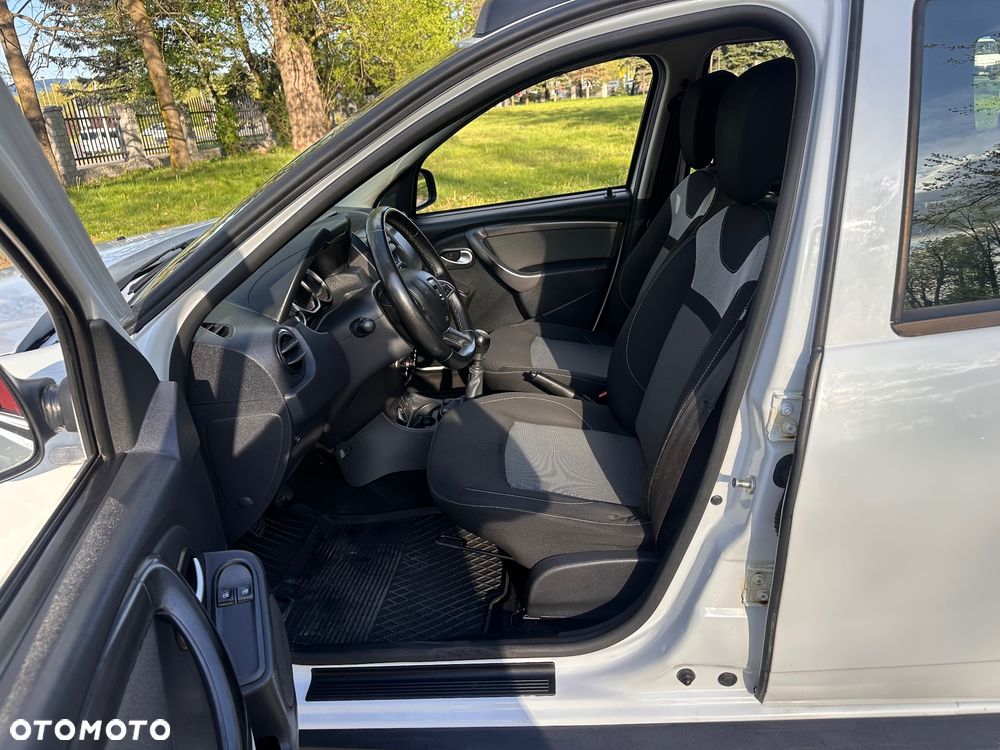 Dacia Duster 1.6 SCe Comfort 4WD - 14