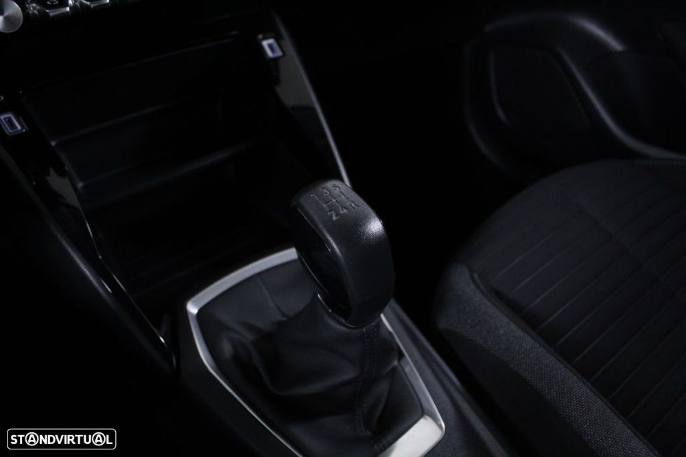 Peugeot 208 1.2 PureTech Active - 30