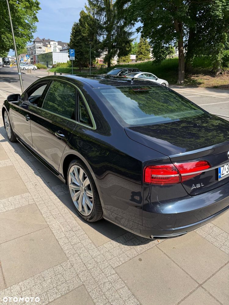 Audi A8 - 9