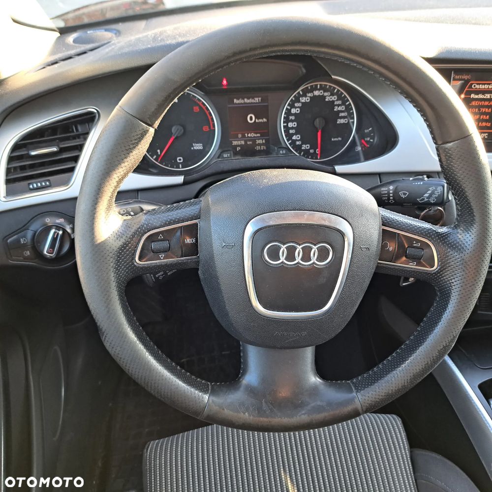 Audi A4 Avant - 16