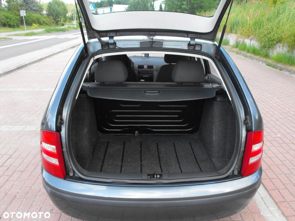 Skoda Fabia 1.2 HTP Classic - 10